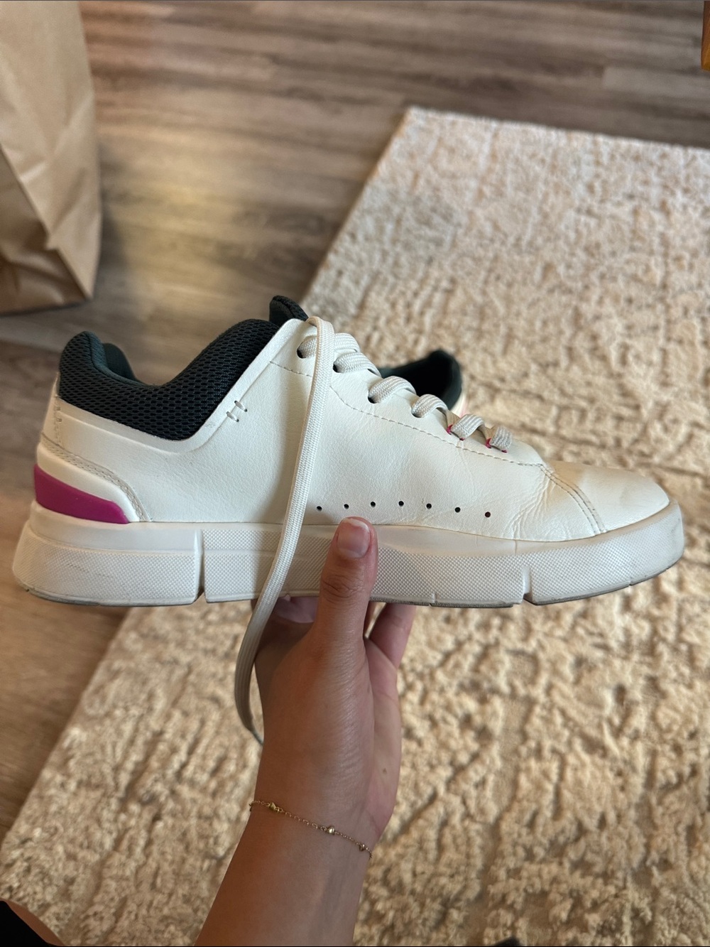 On cloud Rodger’s - White and Pink Women's Leather Sneakers - Picture 8 of 9